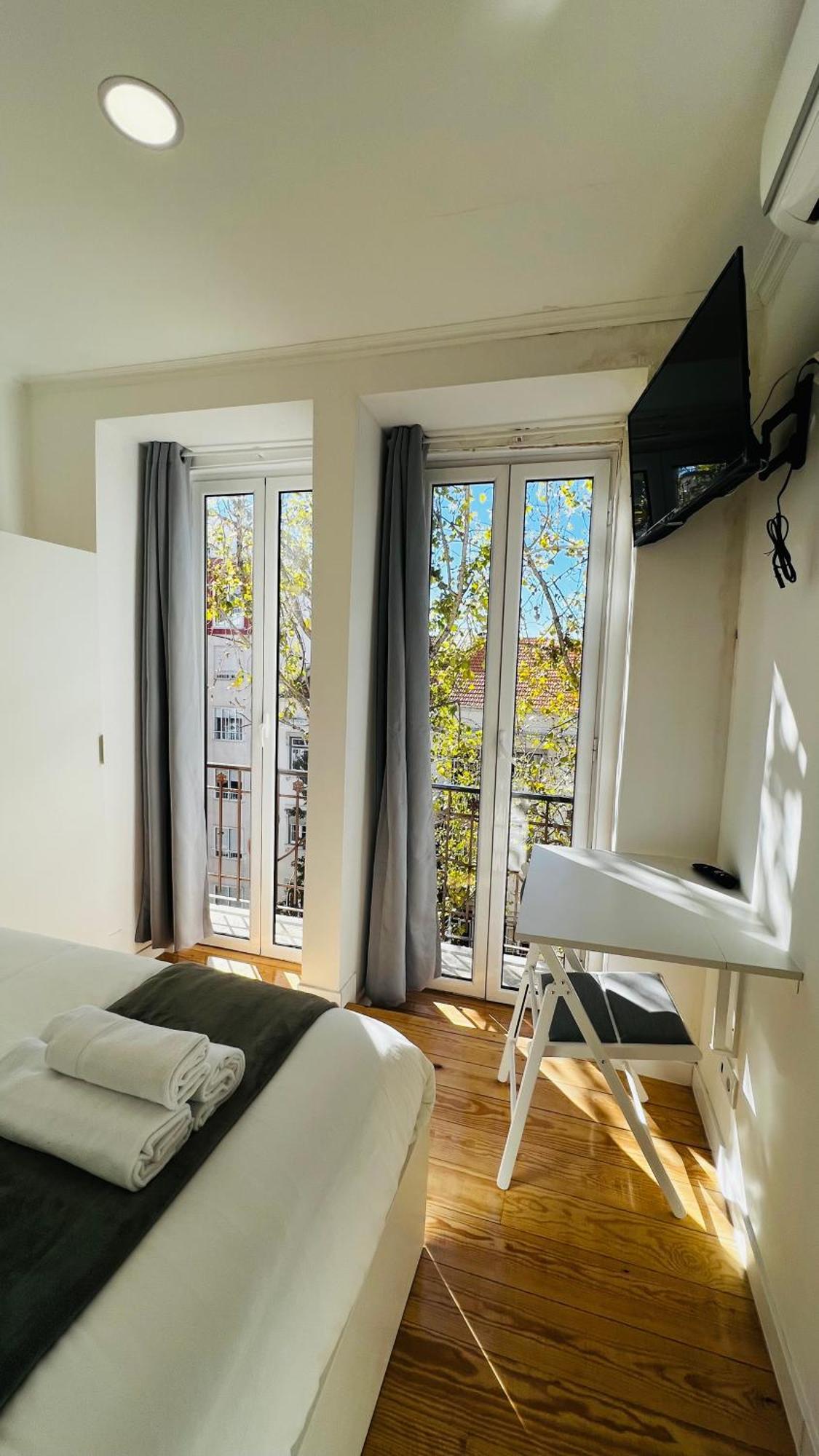 Suites Luciano Cordeiro Lisbon Exterior photo